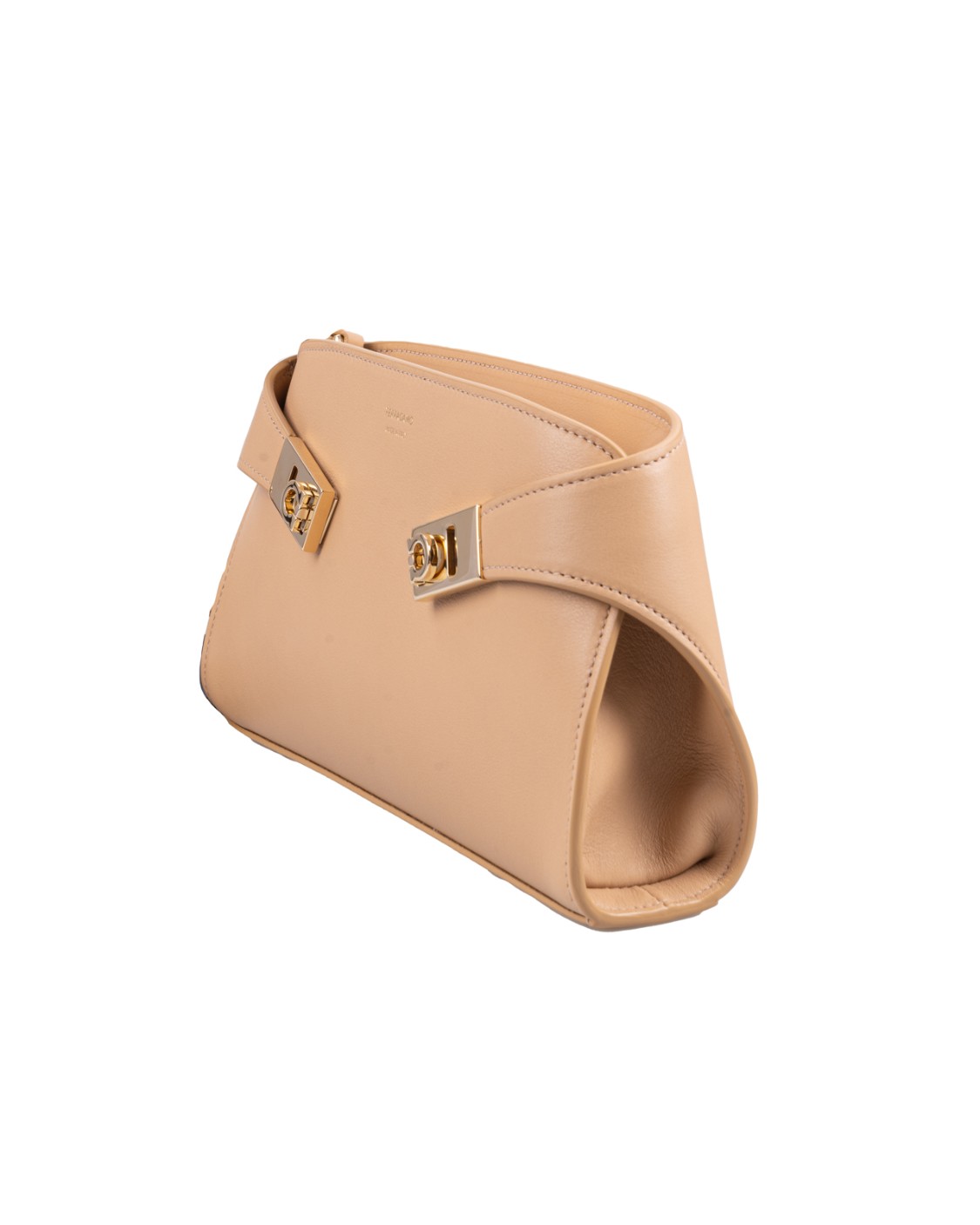 shop SALVATORE FERRAGAMO  Borsa: Salvatore Ferragamo borsa a tracolla Hug.
Realizzata in morbido vitello trattato con aniline vegetali per enfatizzarne la ricchezza al tatto. Presenta l'iconica costruzione con fianchi avvolgenti e fibbie Gancini in finitura dorata.
La chiusura con zip e le fessure interne assicurano un'organizzazione funzionale degli effetti personali. 
Da indossare a mano come clutch o cross body grazie alla tracollina regolabile e rimovibile.
Dimensioni: Altezza 14.0 CM  Lunghezza 24.0 CM  Profondità 5.5 CM.
Luce tracolla: 55 cm.
Composizione: 100% vitello.
Made in Italy.. 218964 HUG-774623 number 148560